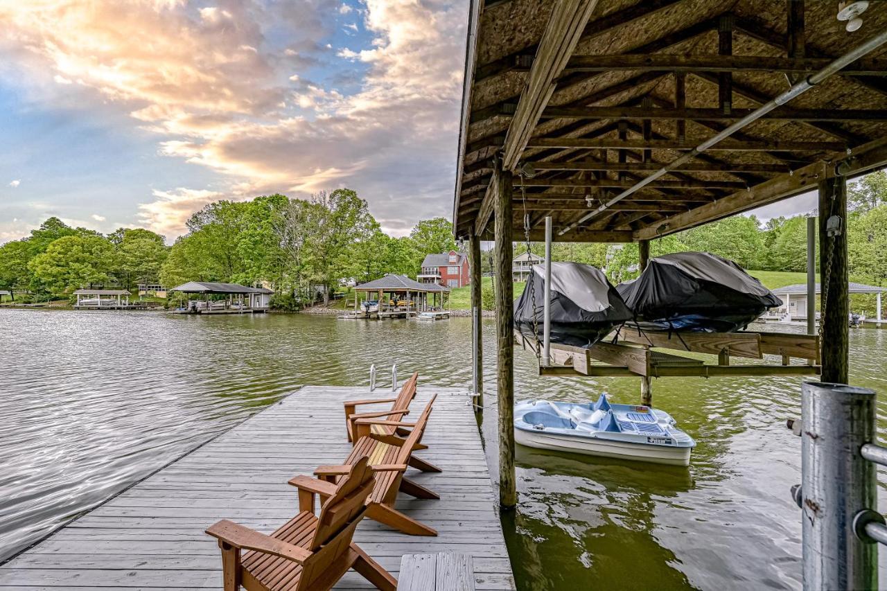 Lake Lover's Delight Moneta Buitenkant foto